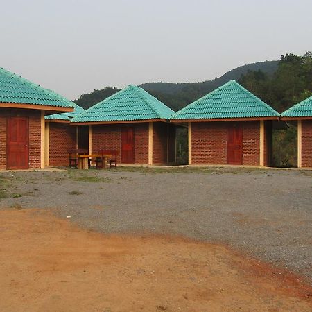Chomdoy Bungalow & Restaurant Luang Namtha Esterno foto
