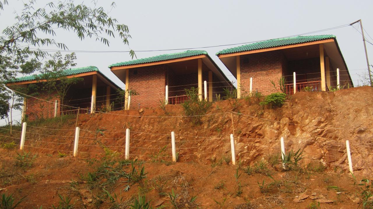 Chomdoy Bungalow & Restaurant Luang Namtha Esterno foto
